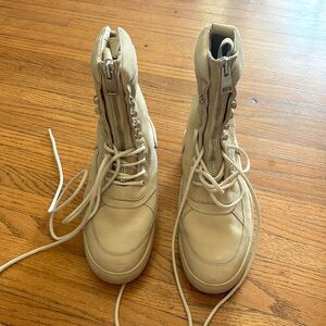 Filling Pieces Boots